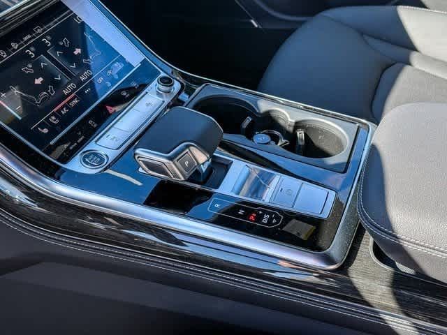 Thumbnail: 2025 Audi Q7 - 23