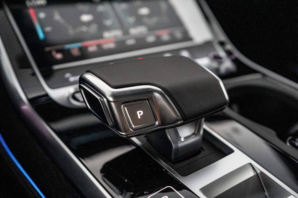 Thumbnail: 2026 Audi Q7 - 26
