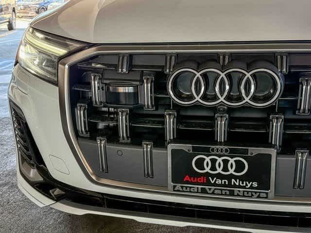 Thumbnail: 2025 Audi Q7 - 6