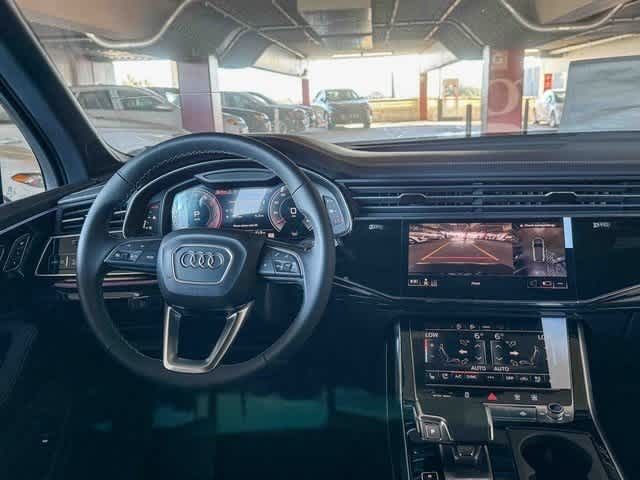 Thumbnail: 2025 Audi Q7 - 9