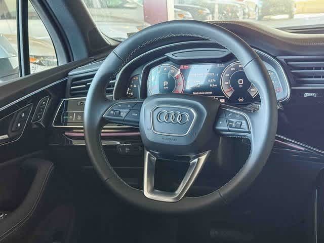 Thumbnail: 2025 Audi Q7 - 13