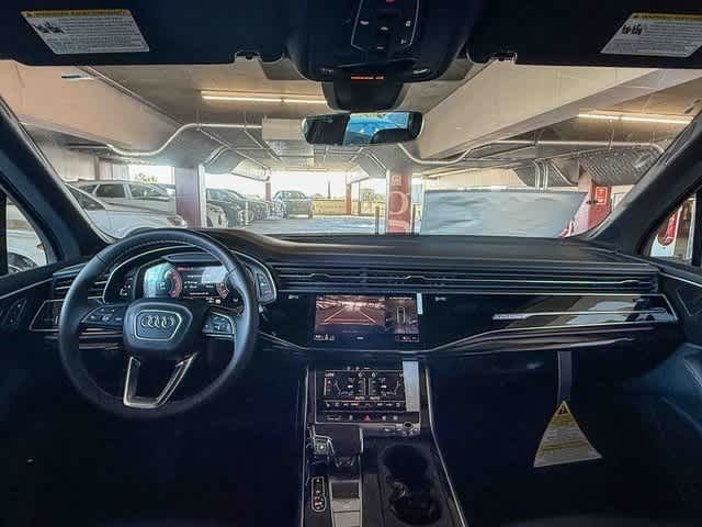 Thumbnail: 2025 Audi Q7 - 2