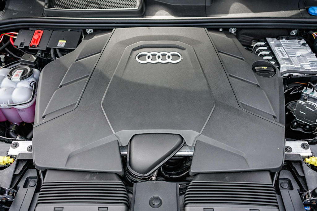 Thumbnail: 2026 Audi Q7 - 8