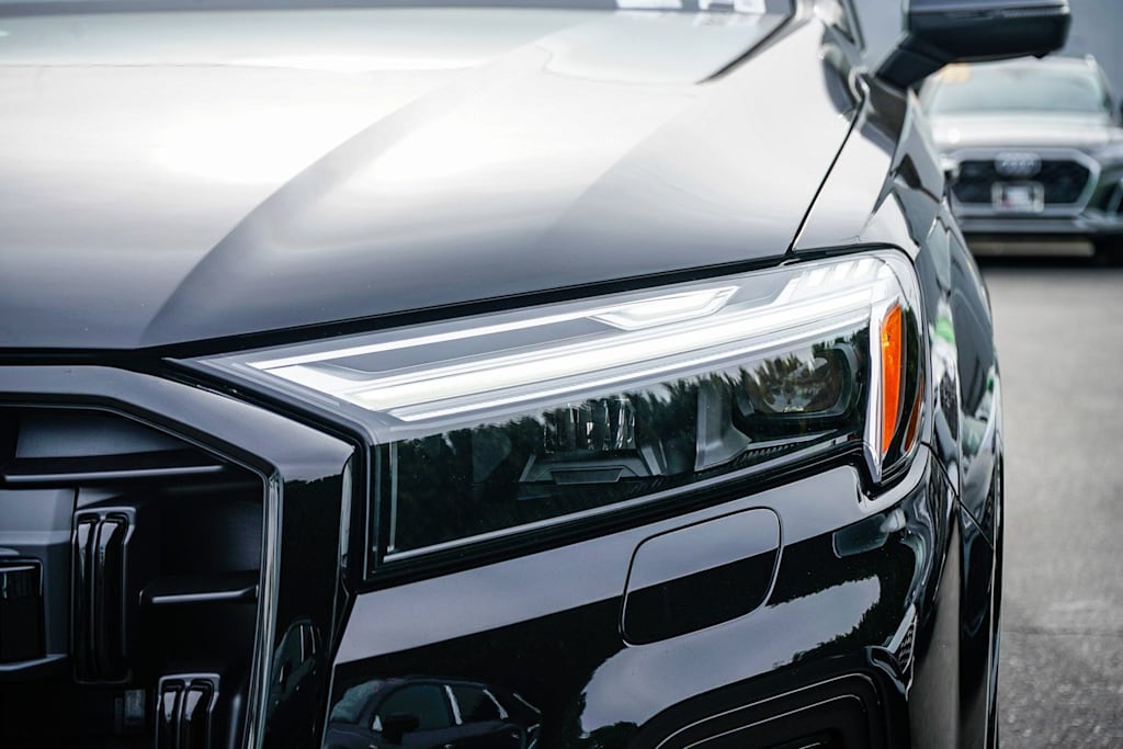 Thumbnail: 2026 Audi Q7 - 20