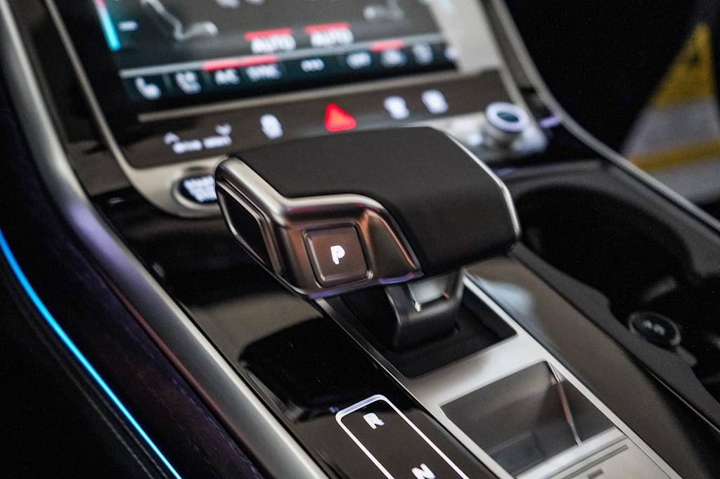 Thumbnail: 2026 Audi Q7 - 26