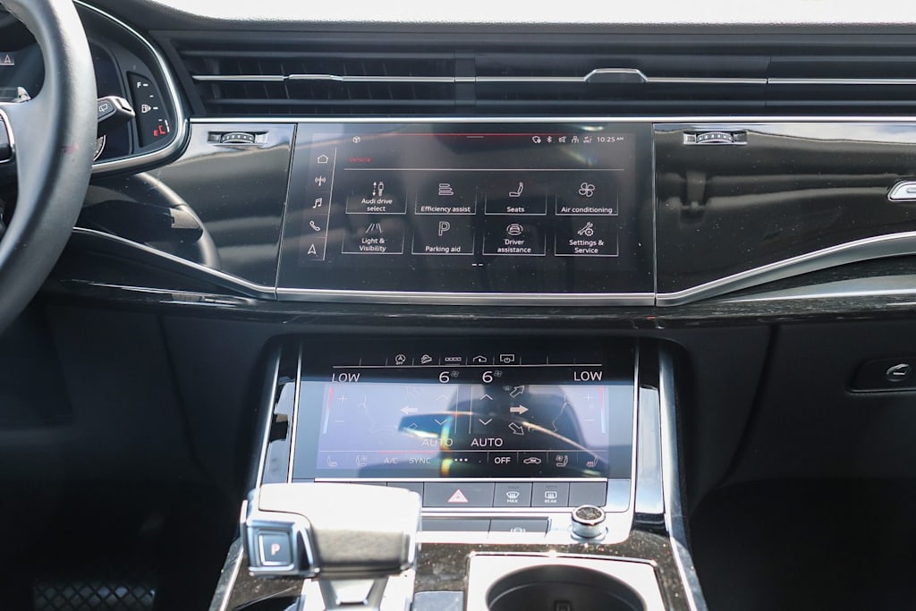 Thumbnail: 2023 Audi Q7 - 13