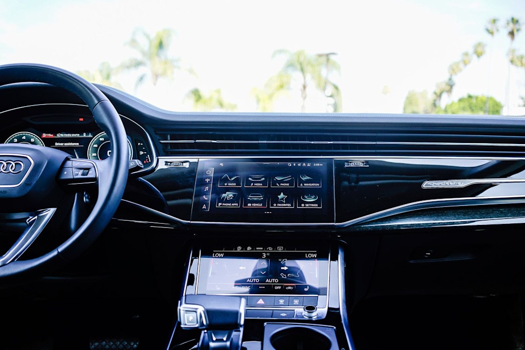Thumbnail: 2023 Audi Q7 - 7