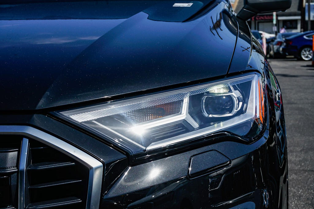 Thumbnail: 2023 Audi Q7 - 19