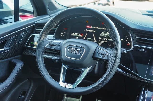 2023 Audi SQ7 Prestige 2