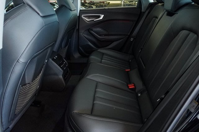 Thumbnail: 2025 Audi A5 - 10