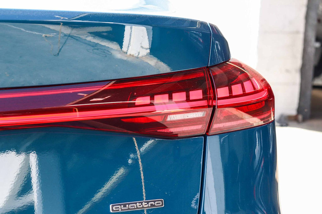 Thumbnail: 2025 Audi e-tron - 11
