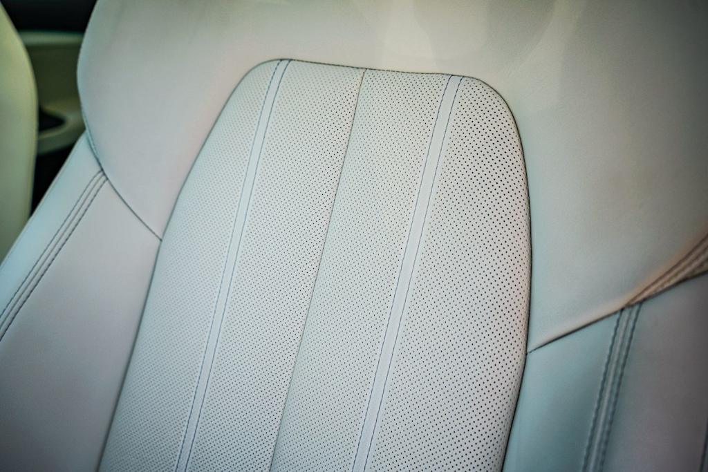 Thumbnail: 2025 Audi e-tron - 6