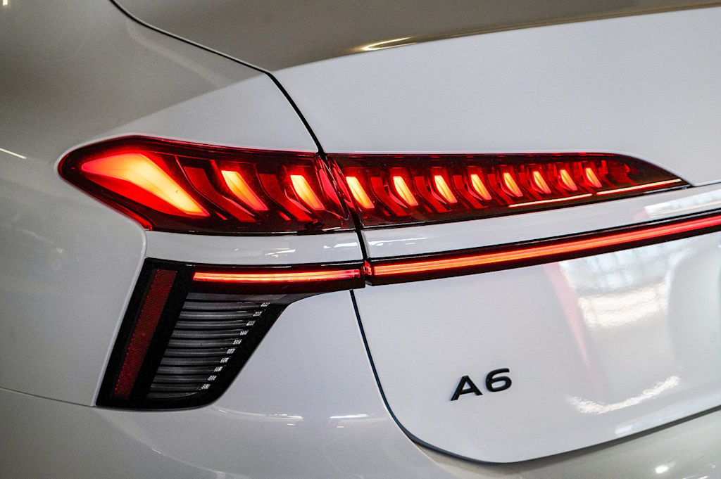 Thumbnail: 2026 Audi A6 - 18