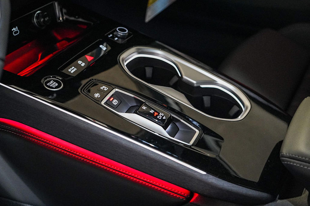 Thumbnail: 2026 Audi A6 - 14