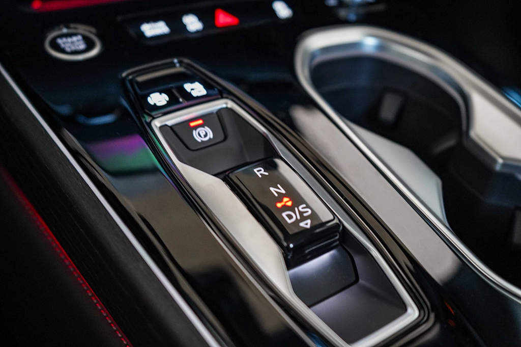 Thumbnail: 2026 Audi A6 - 13