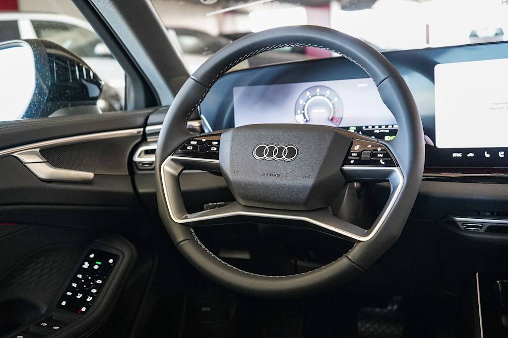 Thumbnail: 2026 Audi A6 - 11