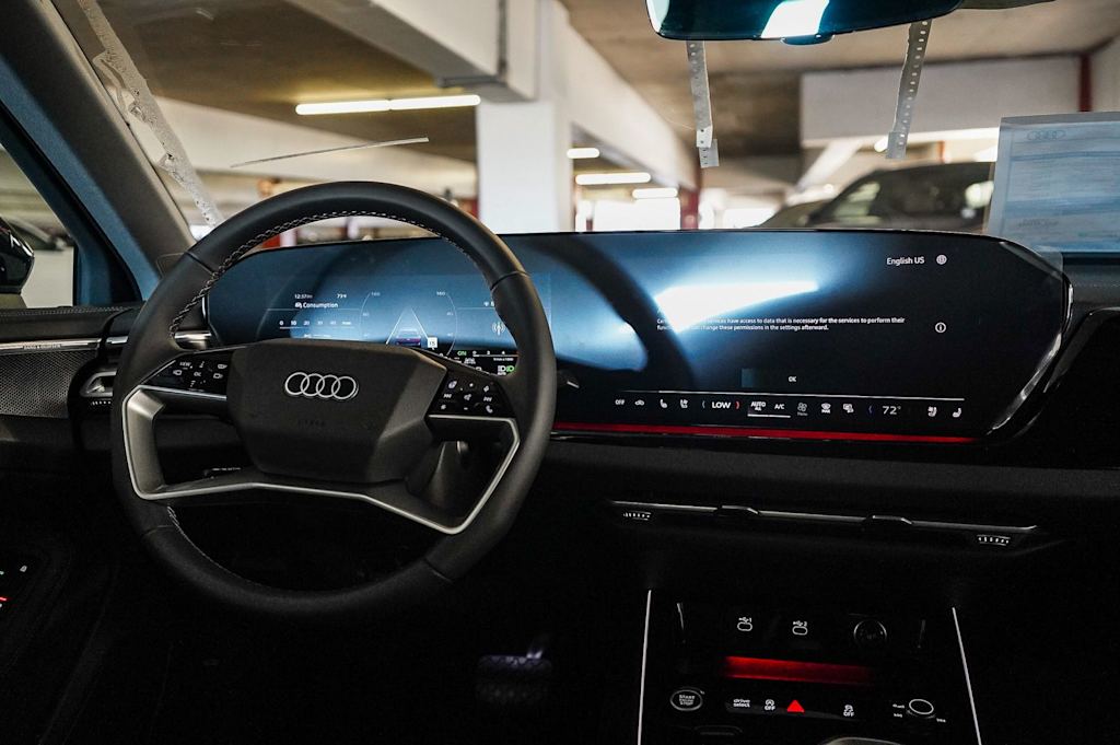 Thumbnail: 2026 Audi A6 - 8