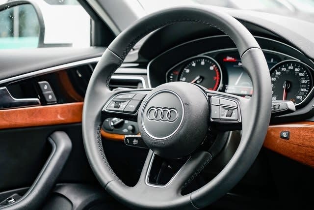 2022 Audi A4  12