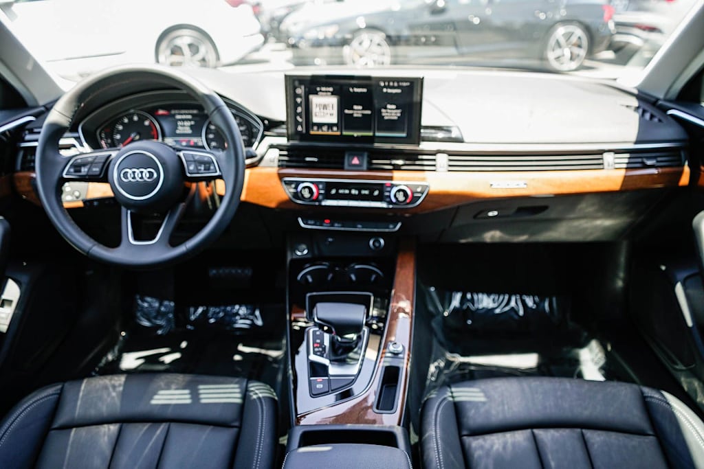 Thumbnail: 2023 Audi A4 - 2