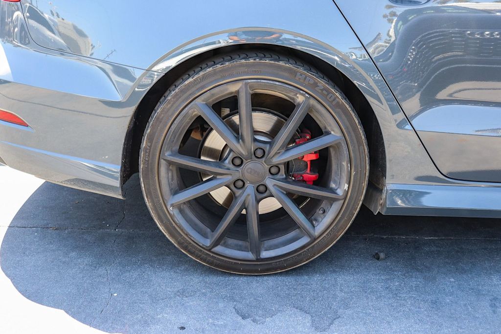 Thumbnail: 2017 Audi S3 - 5