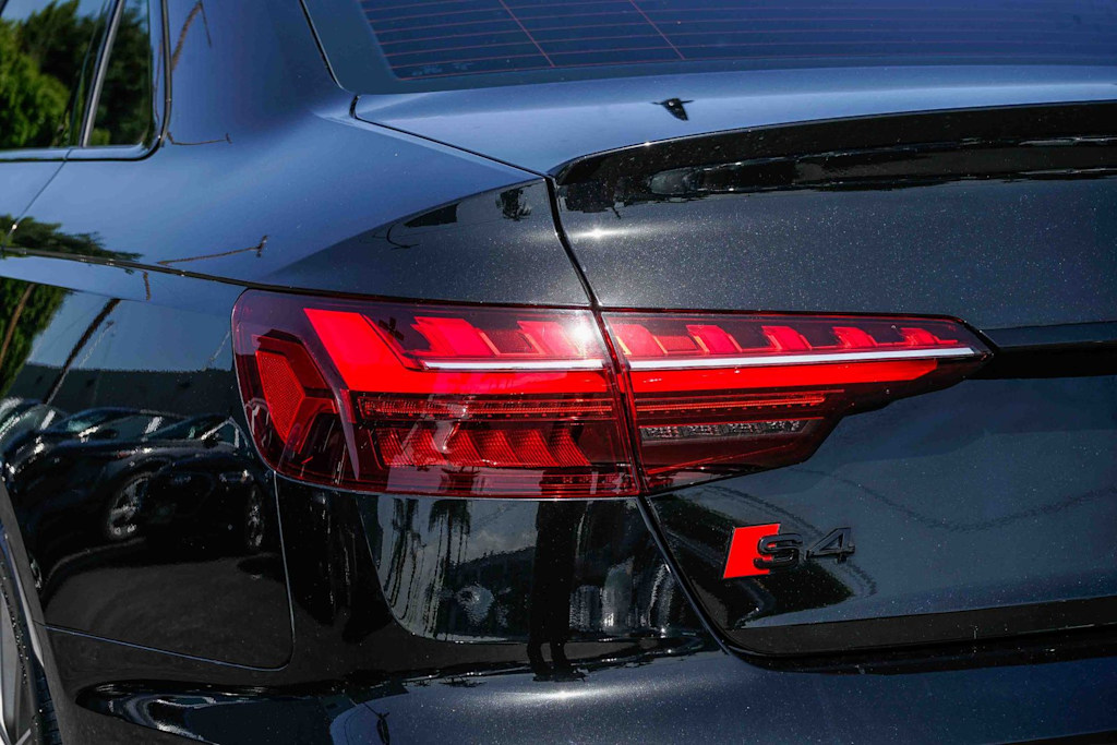 Thumbnail: 2023 Audi S4 - 2