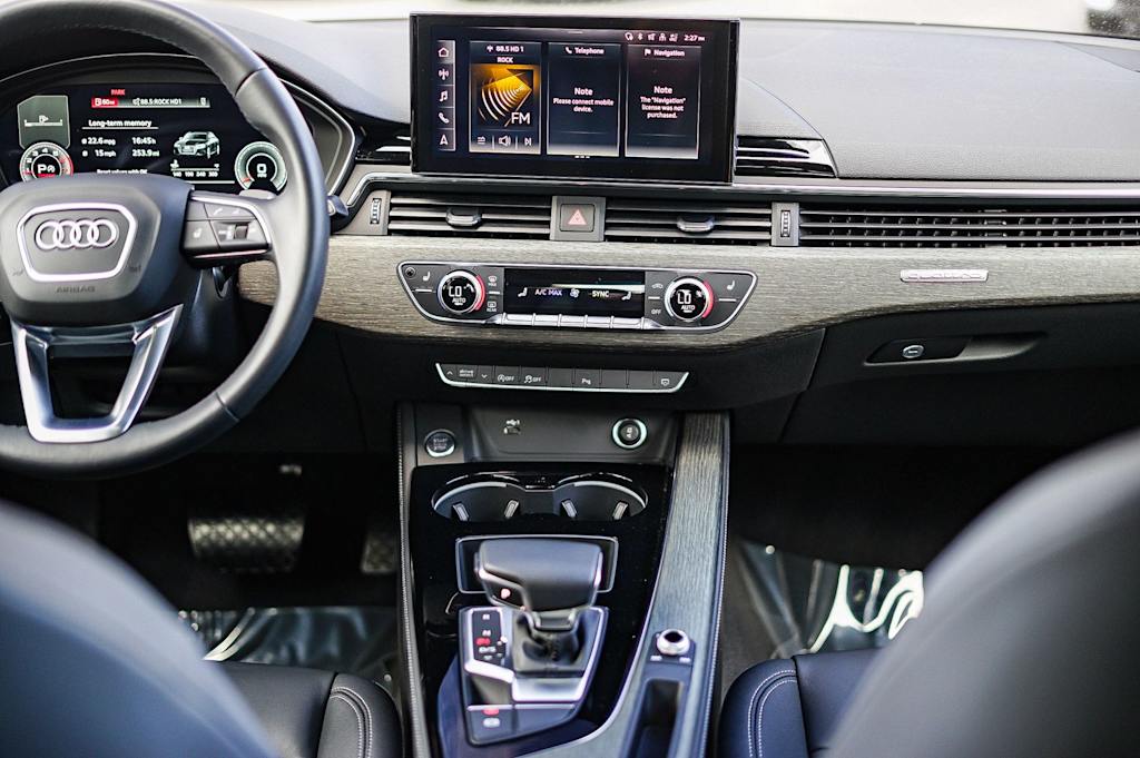 Thumbnail: 2023 Audi A4 - 8