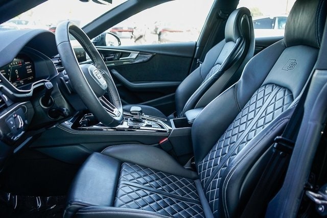 Thumbnail: 2022 Audi S5 - 10