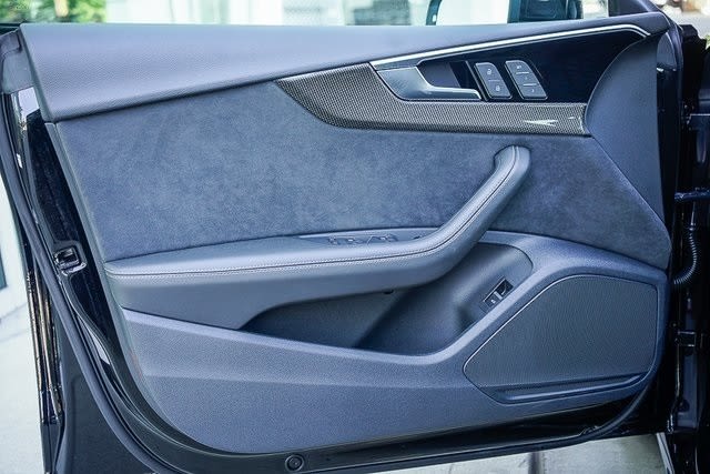 Thumbnail: 2022 Audi S5 - 23