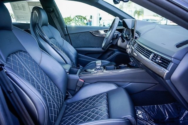 Thumbnail: 2022 Audi S5 - 9