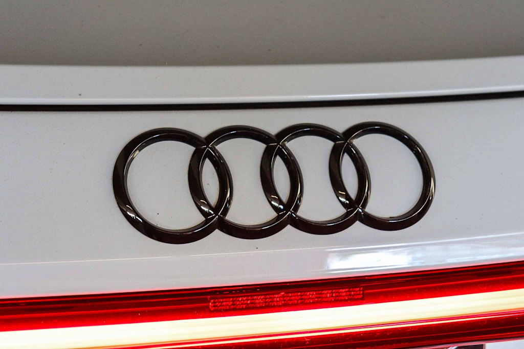Thumbnail: 2023 Audi e-tron GT - 5