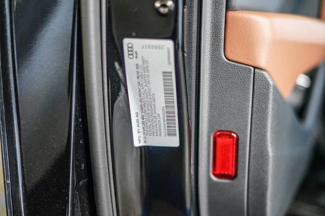 Thumbnail: 2023 Audi A4 - 13