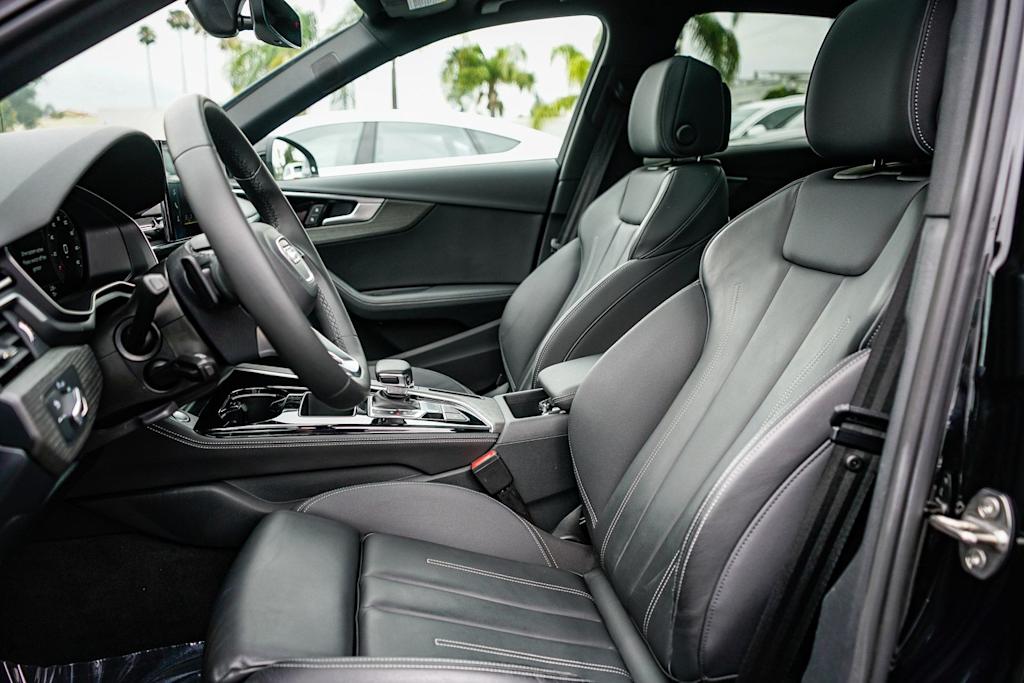 Thumbnail: 2023 Audi A4 - 10