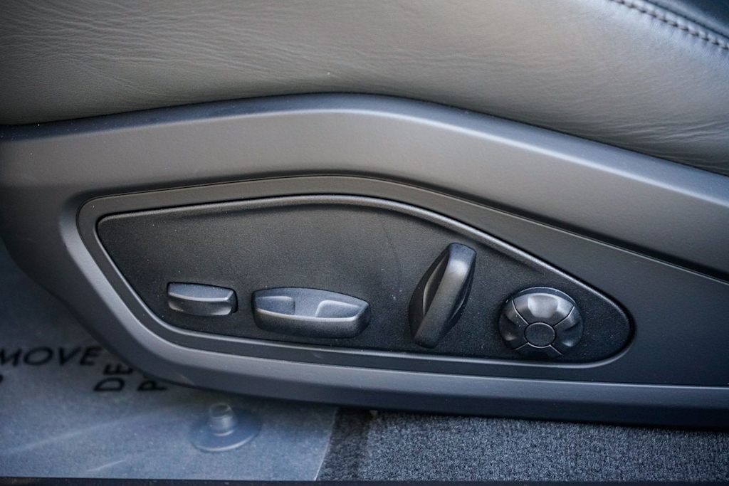 Thumbnail: 2022 Audi e-tron GT - 21