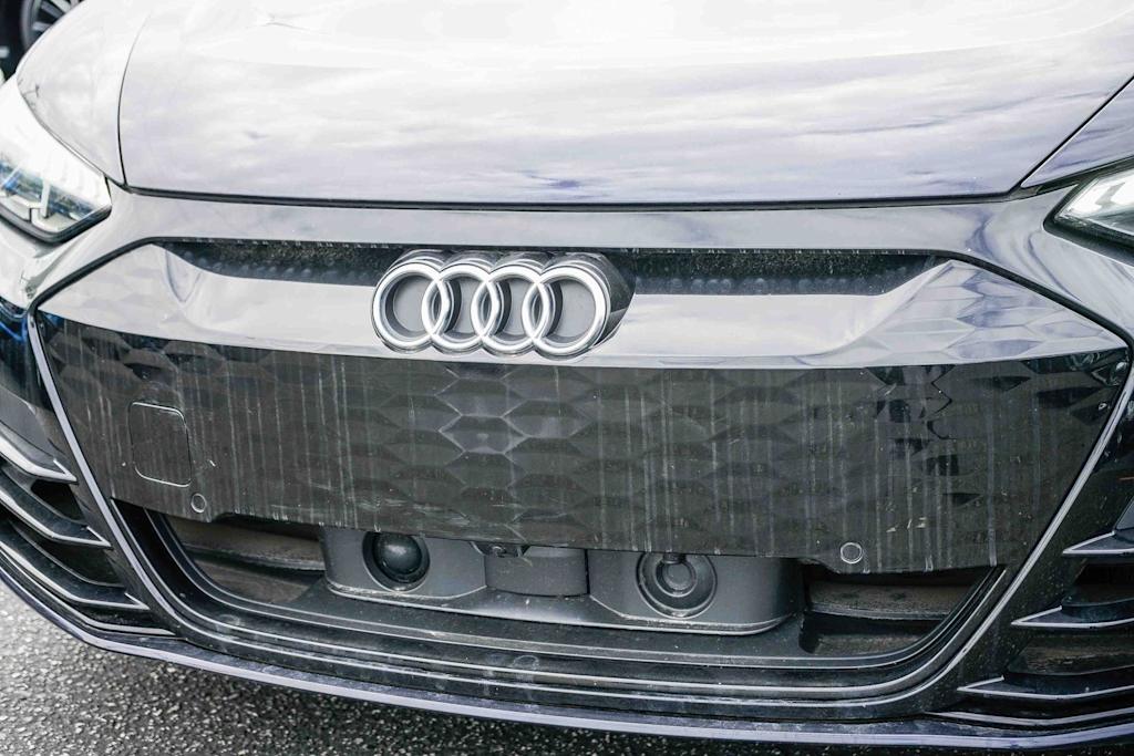 Thumbnail: 2022 Audi e-tron GT - 5