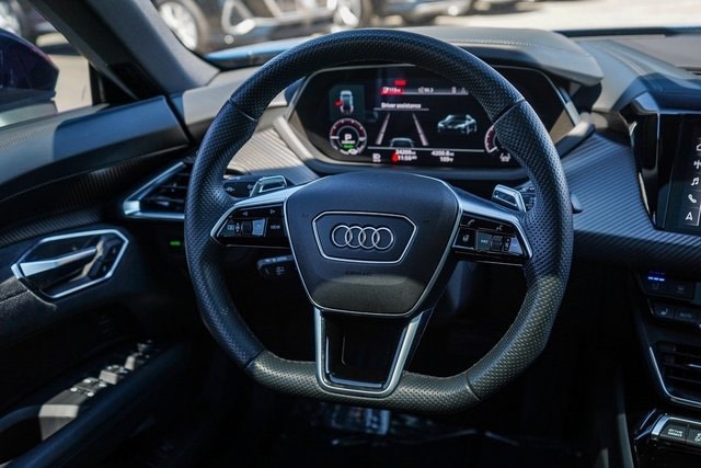 2022 Audi e-tron GT Prestige 8