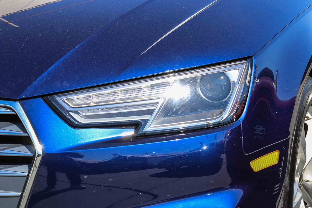 Thumbnail: 2019 Audi A4 - 9