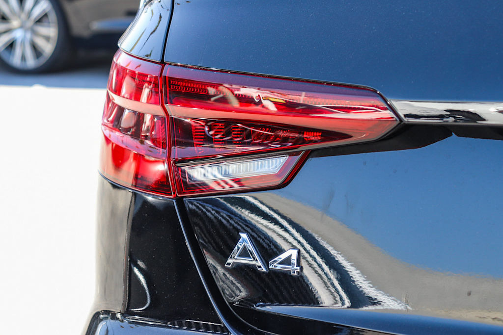 Thumbnail: 2019 Audi A4 - 12