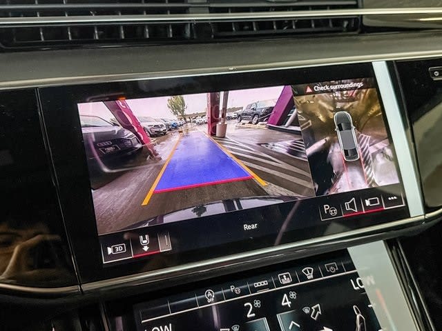 Thumbnail: 2025 Audi A8 - 25