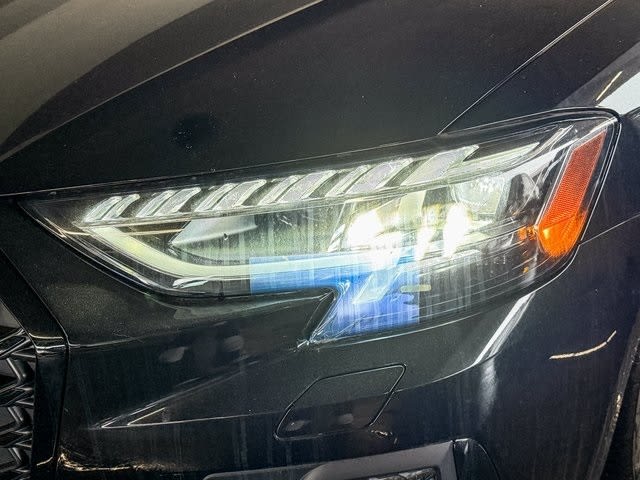 Thumbnail: 2025 Audi A8 - 20