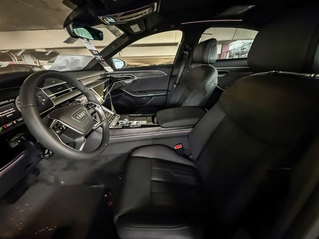 Thumbnail: 2025 Audi A8 - 9