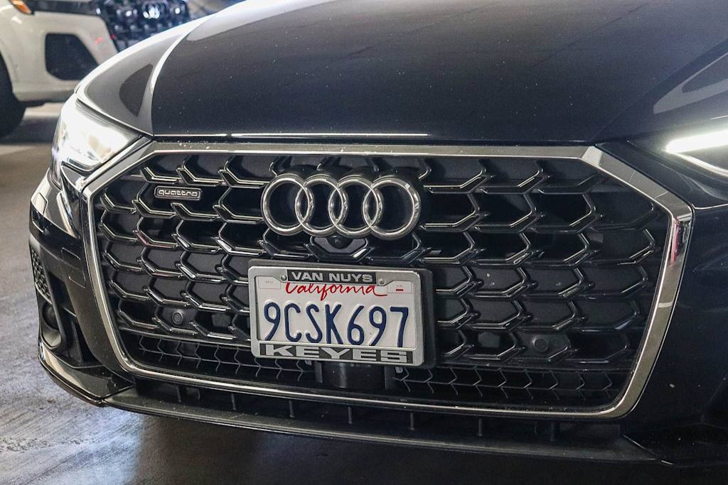 Thumbnail: 2022 Audi A8 - 9