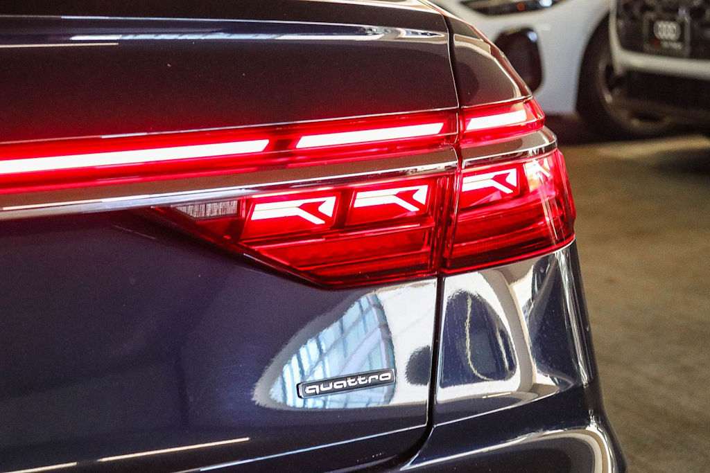 Thumbnail: 2022 Audi A8 - 11