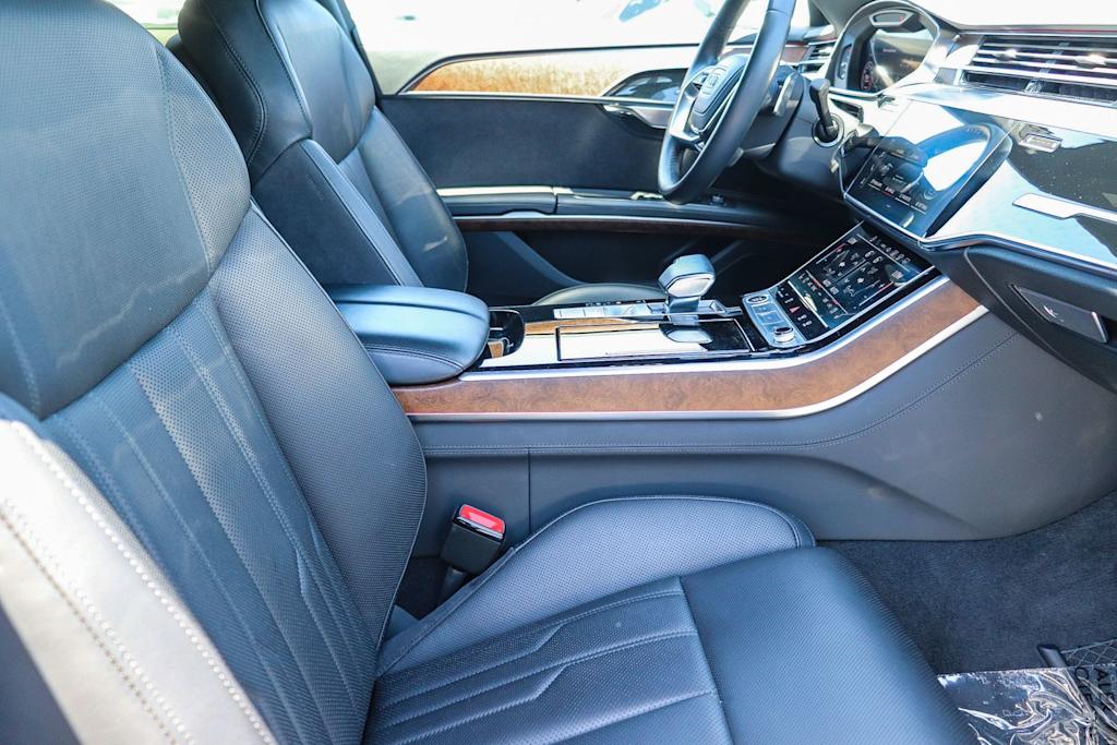 Thumbnail: 2023 Audi A8 - 10