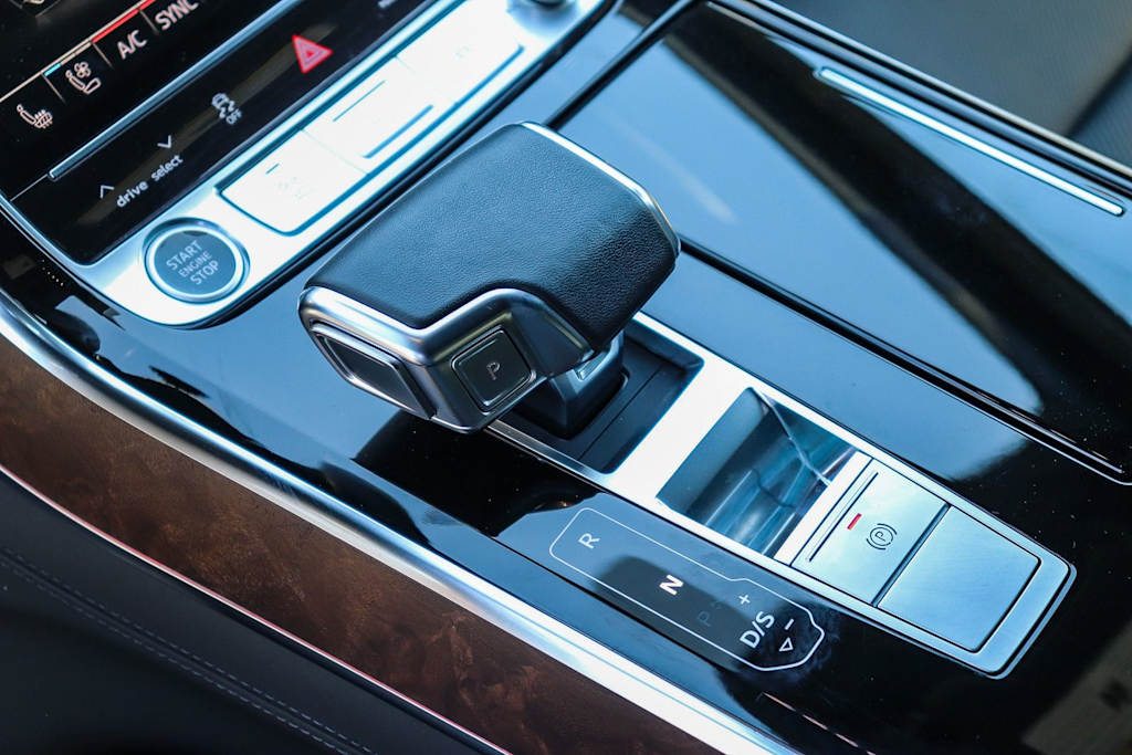 Thumbnail: 2023 Audi A8 - 6