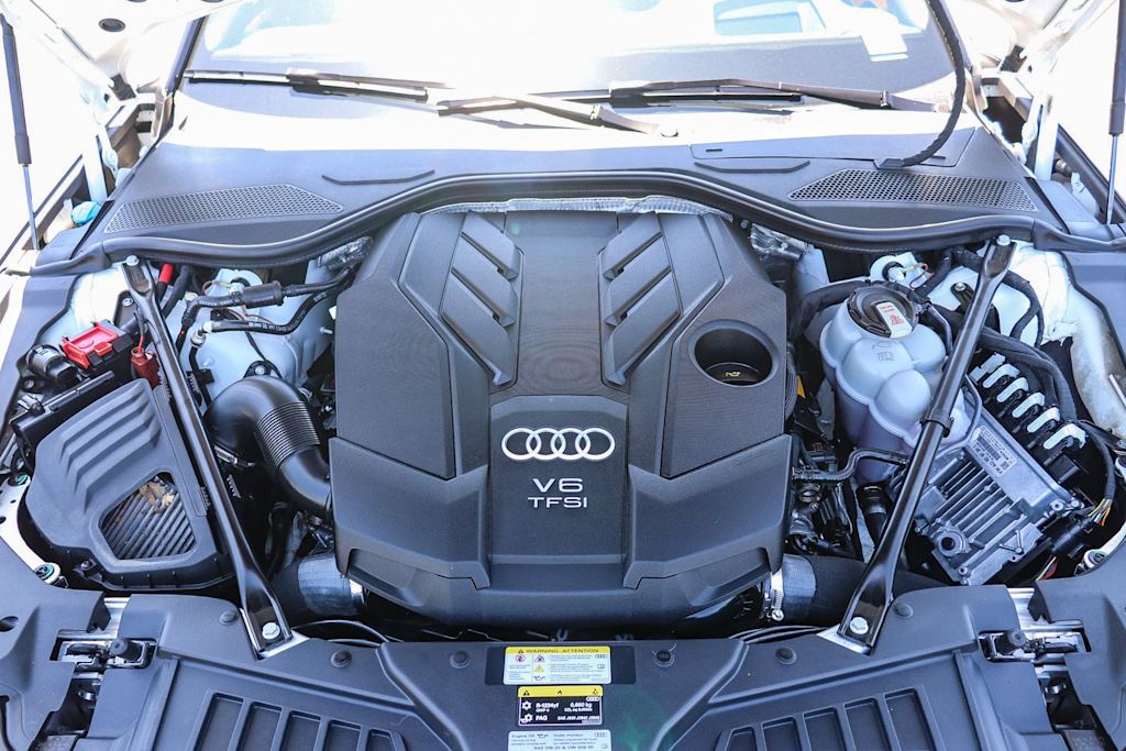 Thumbnail: 2023 Audi A8 - 8