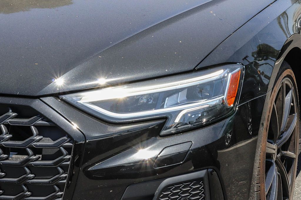 Thumbnail: 2023 Audi A8 - 8