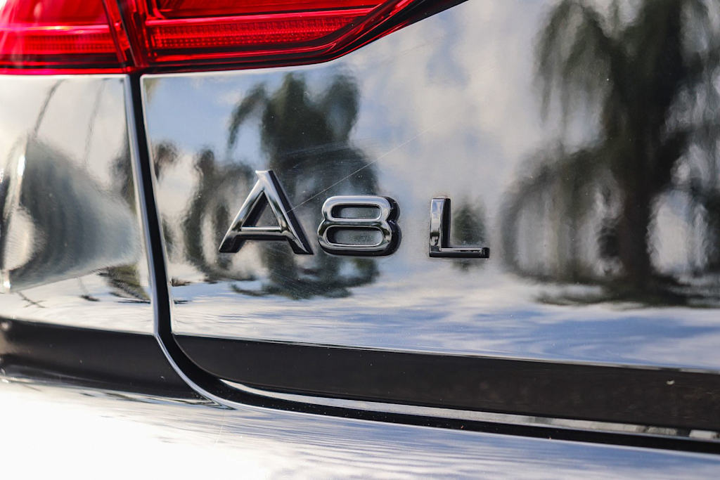 Thumbnail: 2023 Audi A8 - 4