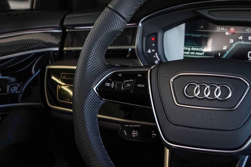 Thumbnail: 2026 Audi S8 - 21