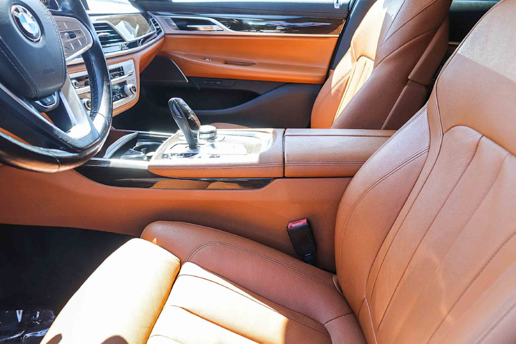 Thumbnail: 2020 BMW 7 Series - 9