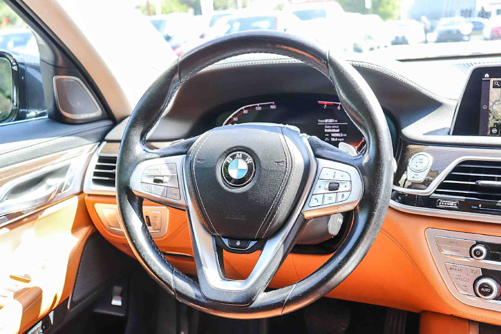 Thumbnail: 2020 BMW 7 Series - 11